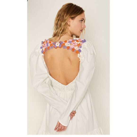 New Stella Pardo Paris Mahima Dress
Handmade decorated with crochet flowers - Picture 1 of 11
